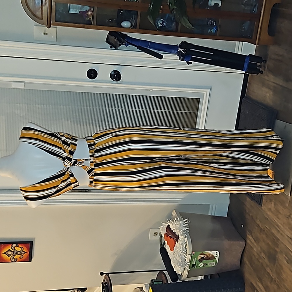 Jumpsuit-X - Picture 2 of 2
